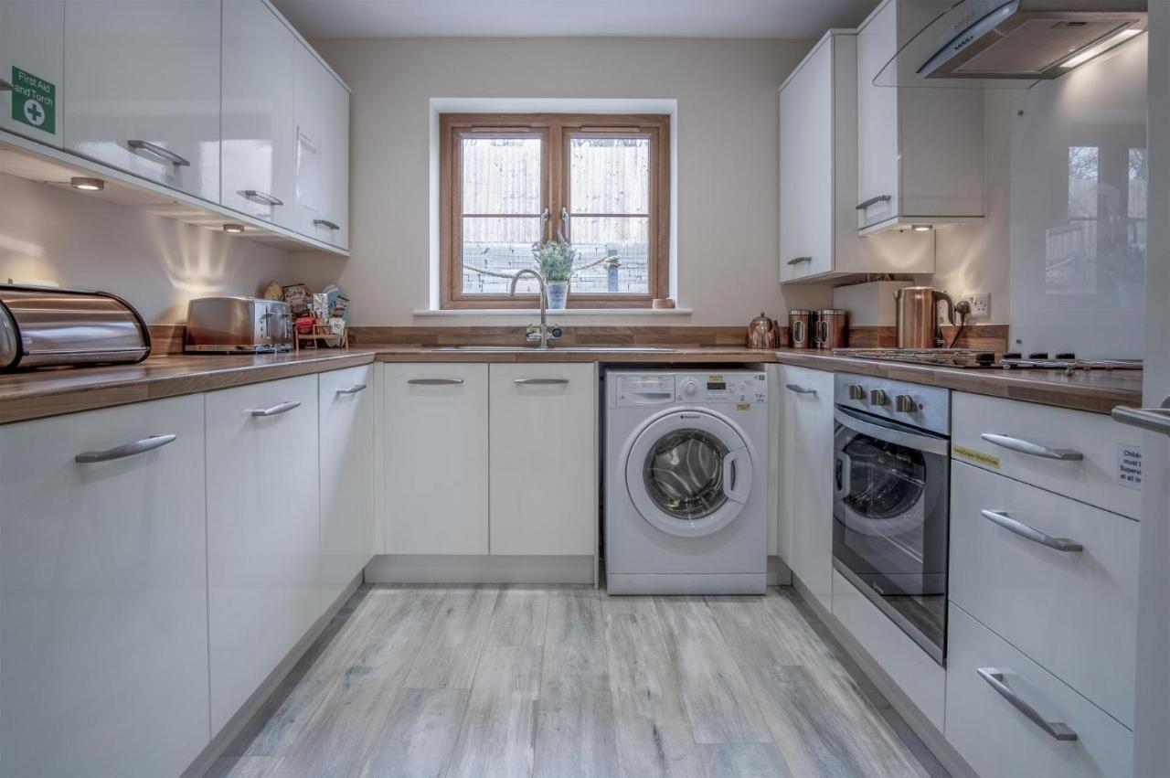Kilgetty Heights - 2 Bedroom Cottage - Kilgetty Begelly Esterno foto